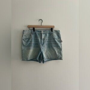 Old Navy High Rise Shorts Size 16